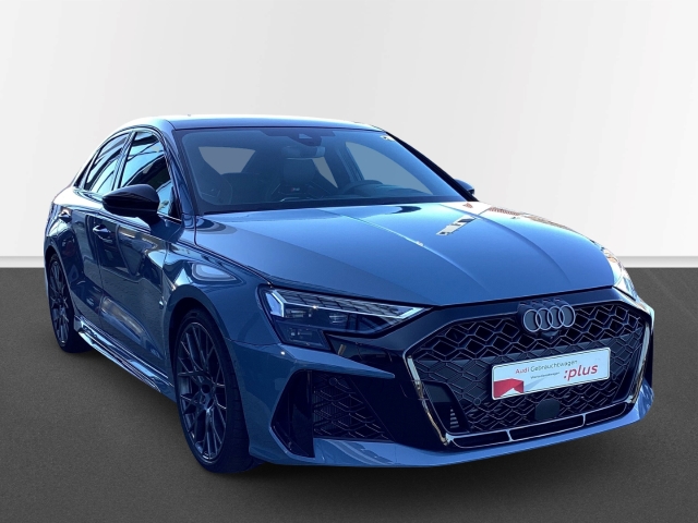 Audi - RS3 Limousine RS-Schale RS-Abgas Keramik Matrix_8