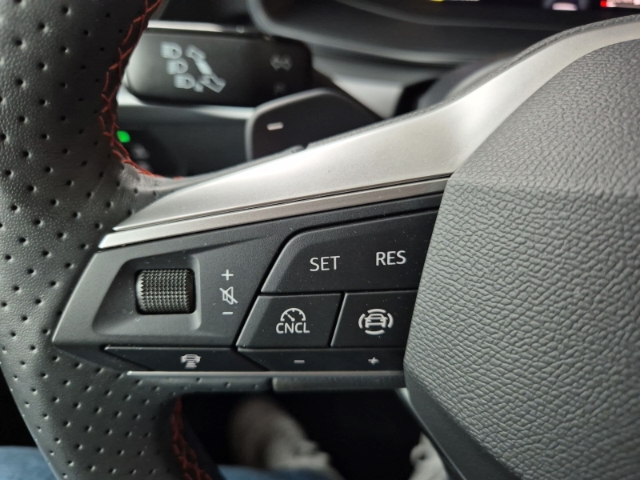 Seat - Leon Sportstourer 2,0 TDI DSG FR ACC Cam SHZ FullLink_20