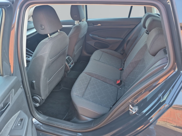 VW - Golf Variant Life 2.0 TDi DSG AHK Navi SHZ AppConnect_12