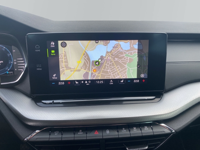 Skoda - Octavia Combi 2,0 TDI DSG Ambition PDC Navi Kessy_15