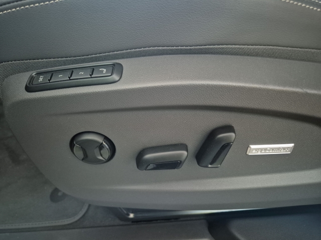 VW - T7 Multivan Life 2,0 TDI DSG 7-Sitzer ErgoComfort IQLight_19