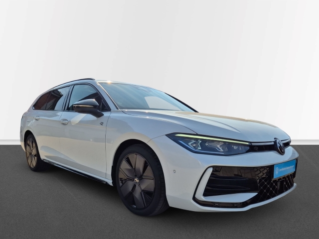 VW - Passat Variant R-Line Black Style 2.0 TDi DSG AHK IQDrive_9