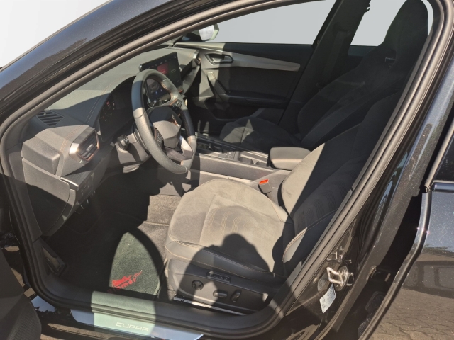 Cupra - Formentor 1,5 TSI DSG AHK Matrix NAVI FullLink Beats_3