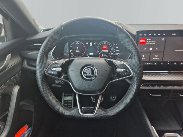 Skoda - Octavia Combi Sportline 2.0 TDI DSG SHZ ACC_12