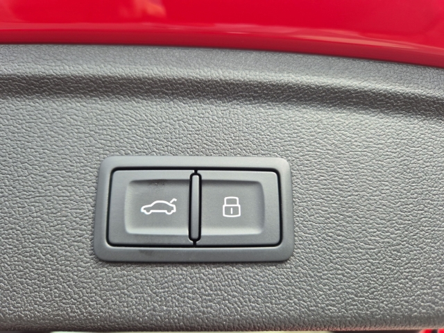Audi - A3 Sportback S line 45TFSI e*Interieur S*Sonos*Matrix*ACC*_16