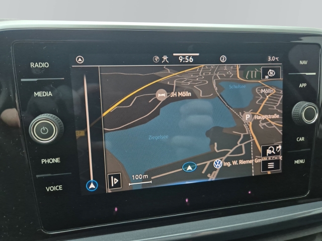 VW - T-Roc Style 1,5 TSI DSG AHK Stdhgz Massage Navi_17