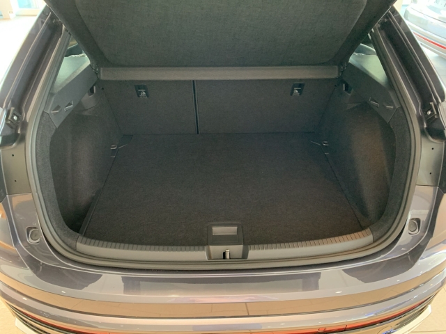 VW - Taigo R-Line TSI 85 kW (116 PS) 6-Gang NAV KLIMA_9