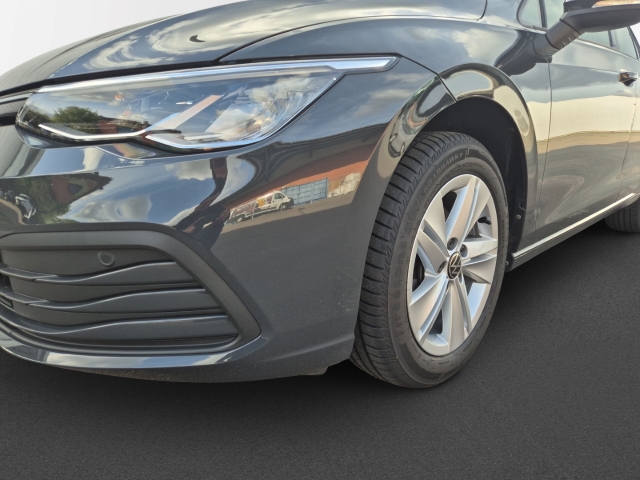 VW - Golf VIII 1,0 TSi Life ACC Navi AppConnect SHZ FrontAssist_4