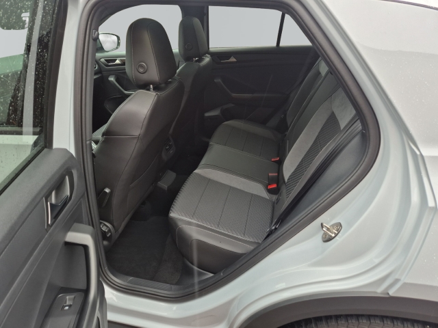 VW - T-Roc R 4Motion DSG Panorama ACC CAM SHZ DCC_12