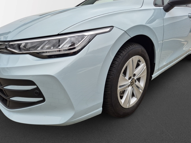 VW - Golf VIII 1.5 eTSI DSG Life HUD Allwetter Cam Navi SHZ_4