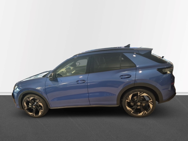 VW - T-Roc R-Line 1.5 eTSI DSG IQDrive&Light Black Style_7