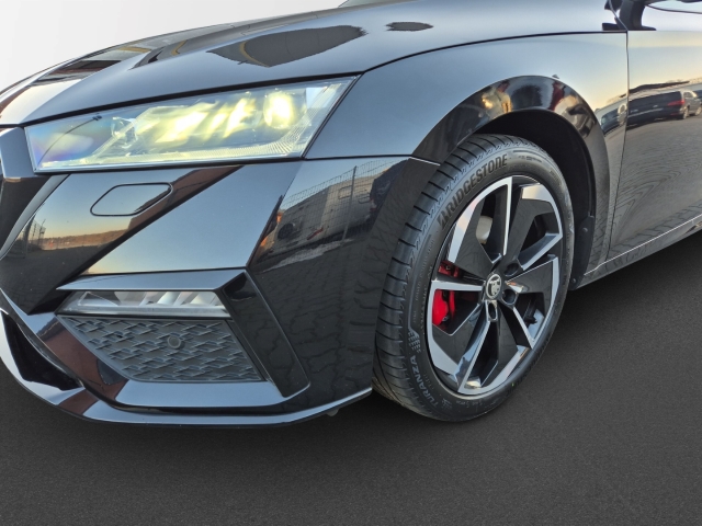 Skoda - Octavia Combi RS 2,0 TDi DSG AHK Lenkrad heizbar_4