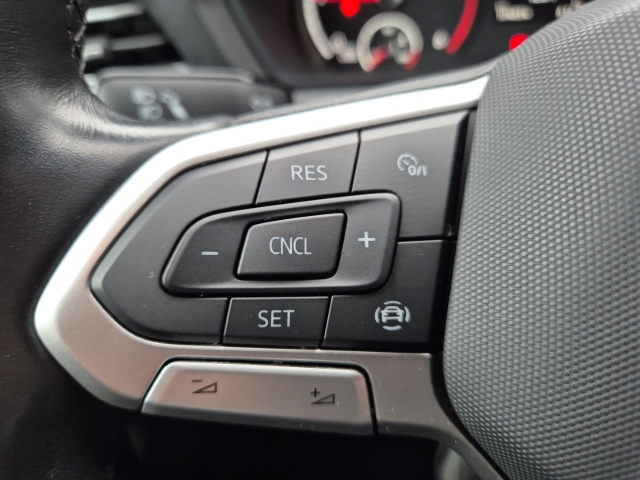 VW - Caddy 2,0 TDi Life PDC LED Allwetter SHZ Tempomat_21