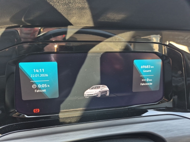 VW - Golf VIII Style 1.5 eTSI DSG AHK Matrix CAM SHZ_16