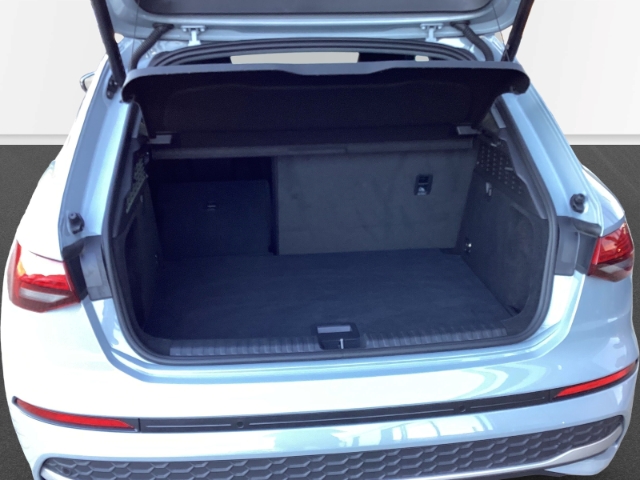 Audi - A3 Sportback 35TFSI advanced ACC LED Navi AHK Rückfahrkam._9