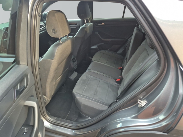 VW - T-Roc R-Line 2.0 TDI DSG AHK Navi Massage Cam_12