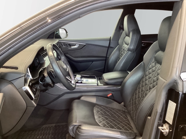 Audi - Q8 competition plus 55TFSI quat.S line*Nachtsicht*Matrix*B&O_3