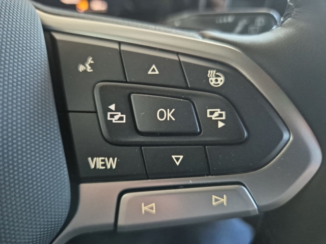 VW - T7 Multivan Life 2,0 TDI DSG 7-Sitzer ErgoComfort IQLight_21