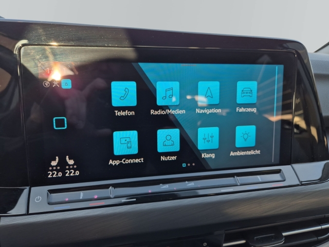 VW - Golf VIII Style 1.5 eTSI DSG AHK Matrix CAM SHZ_17