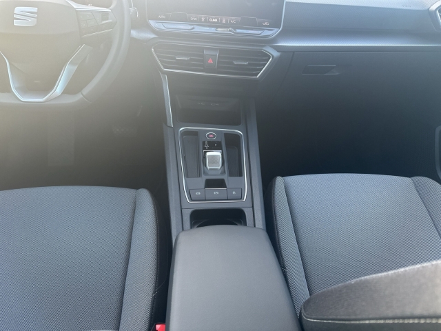 Seat - Leon 1.5 eTSI 110 kW Style Edition SHZ,PDC,LED,NAVI_13