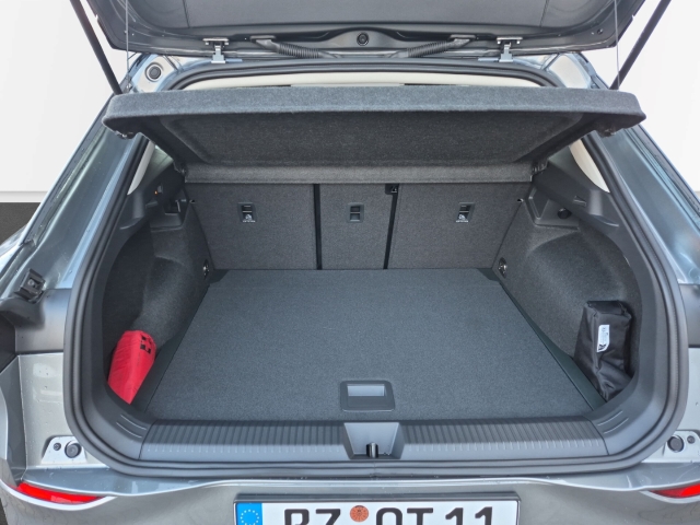VW - T-Roc Style 1.5 eTSI DSG AHK Navi DAB Allwetter_11