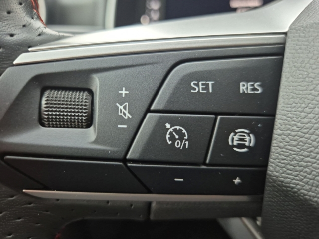 Seat - Arona FR 1.0 TSI DSG NAVI SHZ RFK LED FullLink Alarm_20