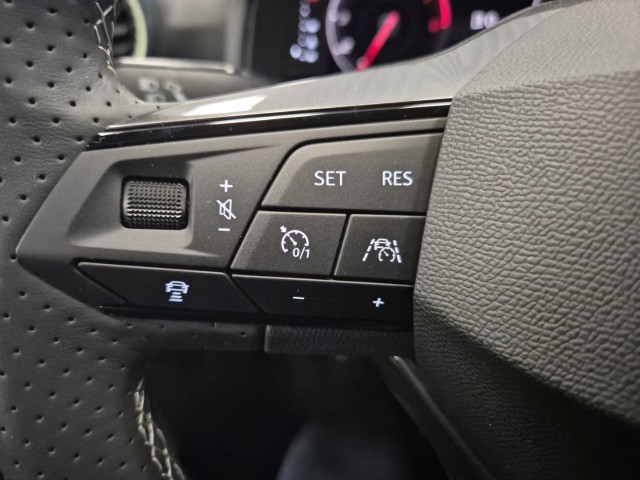 Seat - Ibiza Road Edition 1.0 TSI Navi PDC Kessy SHZ_19