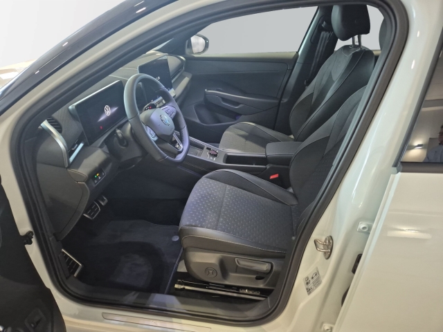 VW - T-Roc R-Line 1.5 eTSI DSG Black Style *neues Modell 2026*_3