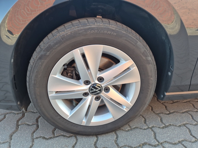 VW - Golf Variant Life 2.0 TDi DSG AHK Navi SHZ AppConnect_18