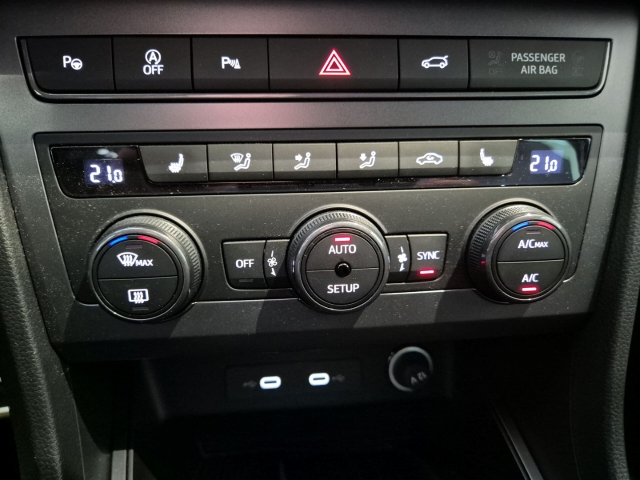 Cupra - Ateca 4Drive 2.0 TSI DSG+digitales Cockpit+SHZ_20