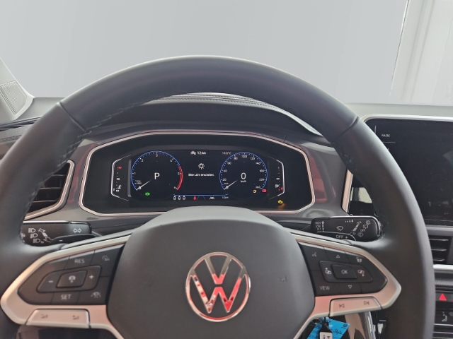 VW - T-Roc Style 2.0 TDI für 41.800,- Euro AHK Rückfahrkamera ergoSitz_14