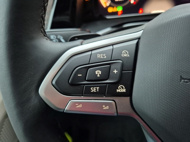 VW - T7 Multivan Style 2,0l TSI DSG Massage AHK ACC_22