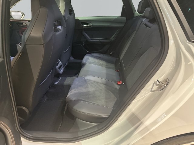 Cupra - Leon Sportstourer 2.0 TSI 150 kW (204 PS) 4Drive  Matrix-LED, Pano_9