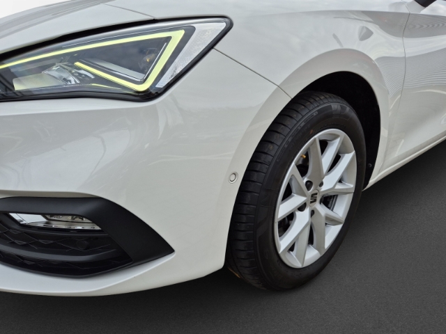 Seat - Leon ST 2,0 TDi DSG Style AHK Panorama FullLink BEATS_4