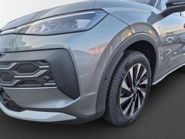 VW - T-Roc Style 1.5 eTSI DSG AHK Navi DAB Allwetter_4