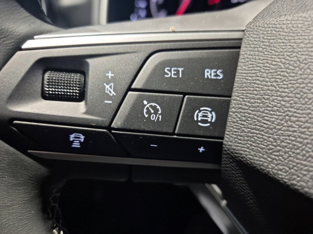 Seat - Ibiza 1.0 TSi Road Edition ACC SHZ LED Allwetter_19