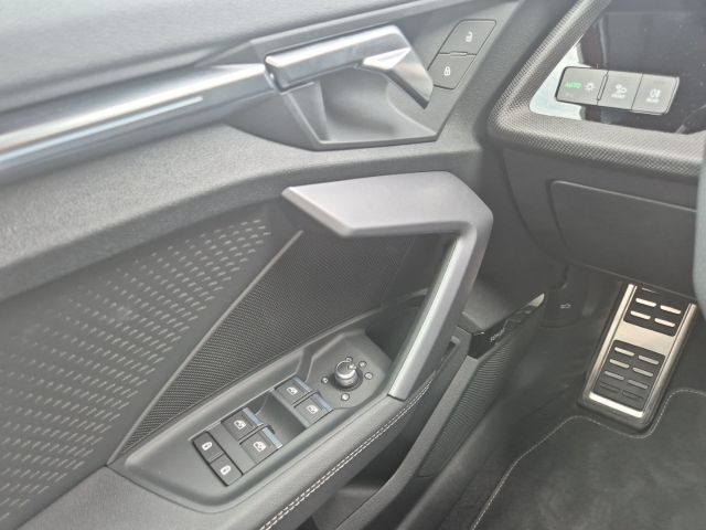 Audi - A3 Sportback S line 45TFSI e*Interieur S*Sonos*Matrix*ACC*_18