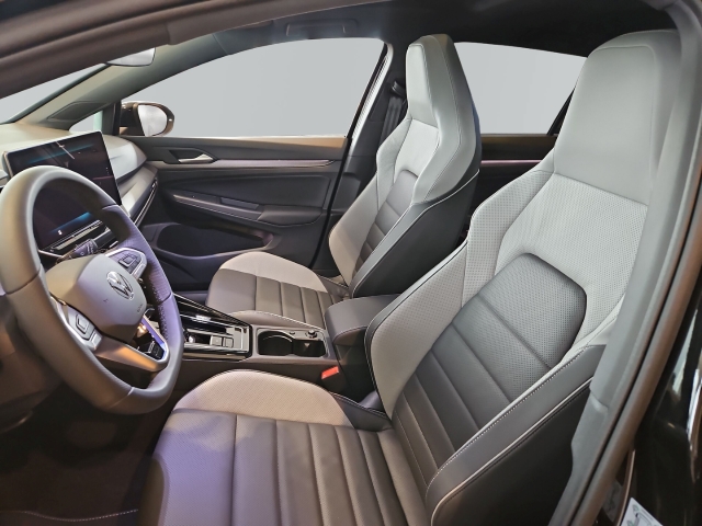 VW - Golf GTE Hybrid Sofort Verfügbar Leder, AHK, Panoramadach_3