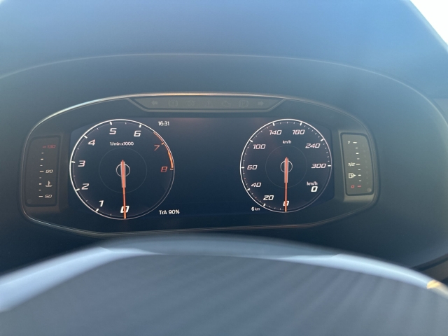 Cupra - Ateca VZ 4Drive AHK ACC BLIS SHZ el. Klappe CAM_13