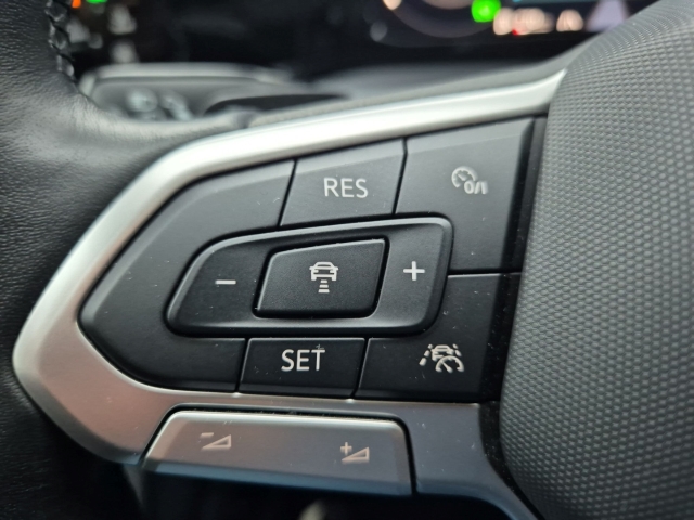 VW - Golf Active 1,5 eTSI DSG AHK Matrix Cam IQDrive_22