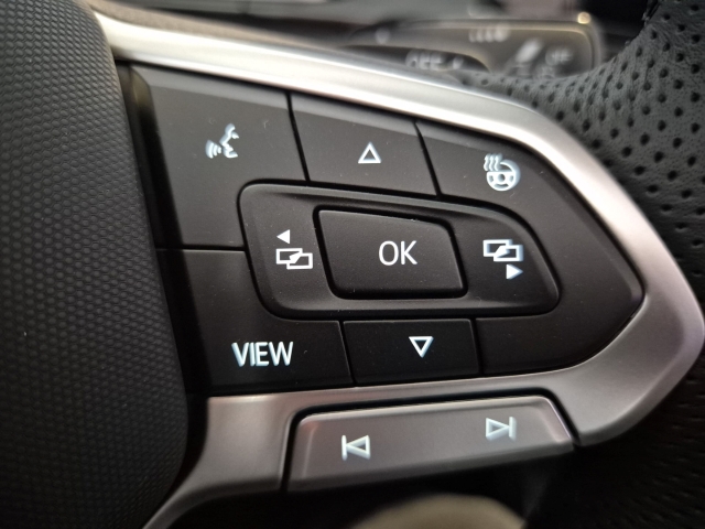 VW - T-Roc Cabriolet R-Line DSG sofort sonnige 48.400,-Euro, Leder, Navi, WKR_19