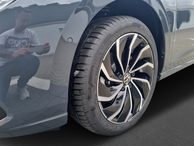 VW - Golf Variant Move 2.0 TDI SCR 110 kW (150 PS) 7-Gang-DSG_4