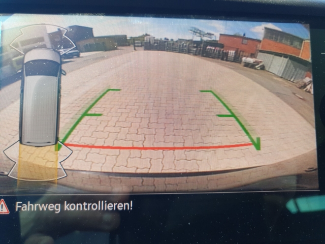 VW - T6.1 Kombi 9-Sitzer AHK Navi Tempomat Allwetter SHZ_18