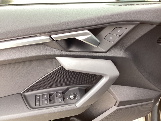 Audi - A3 Sportback 30TFSI S tronic  Digitales Cockpit LED Apple CarPlay_20