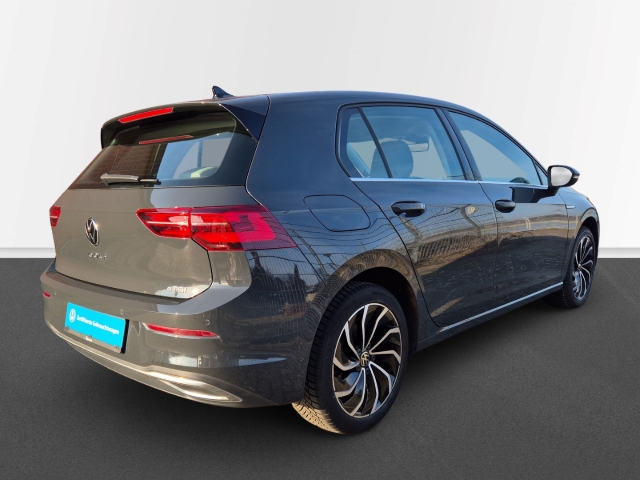 VW - Golf VIII Style 1.5 eTSI DSG AHK Matrix CAM SHZ_7