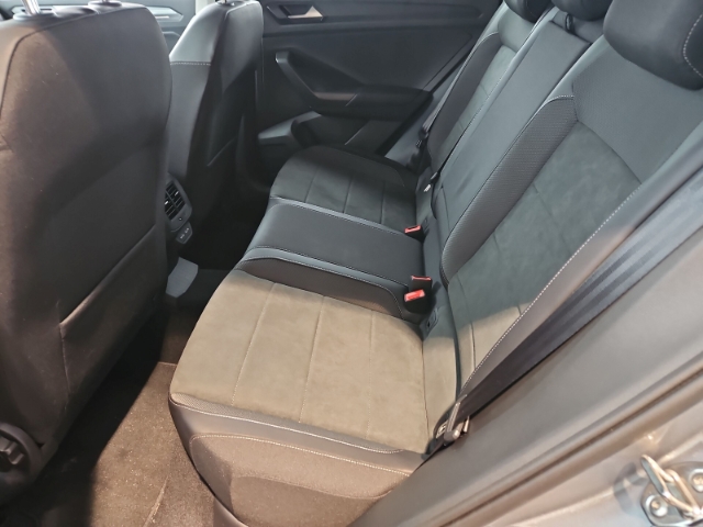 VW - T-Roc Style 2.0 TDI für 41.800,- Euro AHK Rückfahrkamera ergoSitz_10