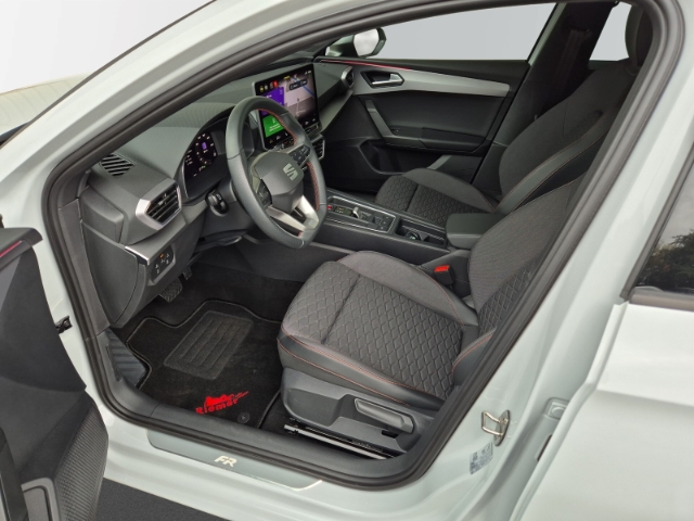 Seat - Leon Sportstourer 2,0 TDI DSG FR ACC Cam SHZ FullLink_3