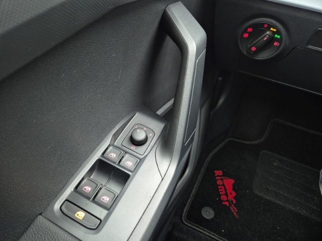 Seat - Arona TSI Automatik DSG Style ACC FullLink LED Cam SHZ_17