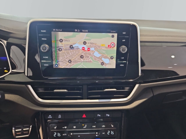 VW - T-Roc R-Line 1.5 TSI DSG AHK IQDrive Massage Cam_17