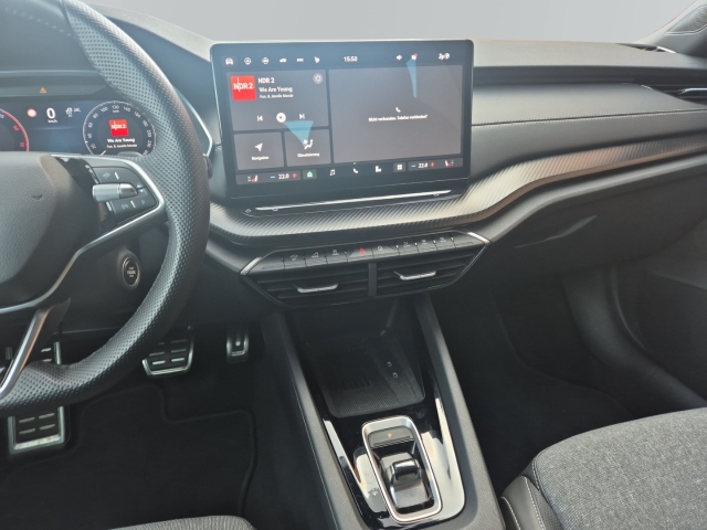 Skoda - Octavia Combi Sportline 2.0 TDI DSG SHZ ACC_13